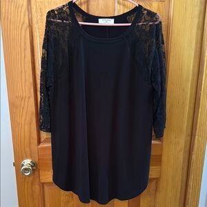 Zenana Outfitters Black Lace Sleeve Tunic
